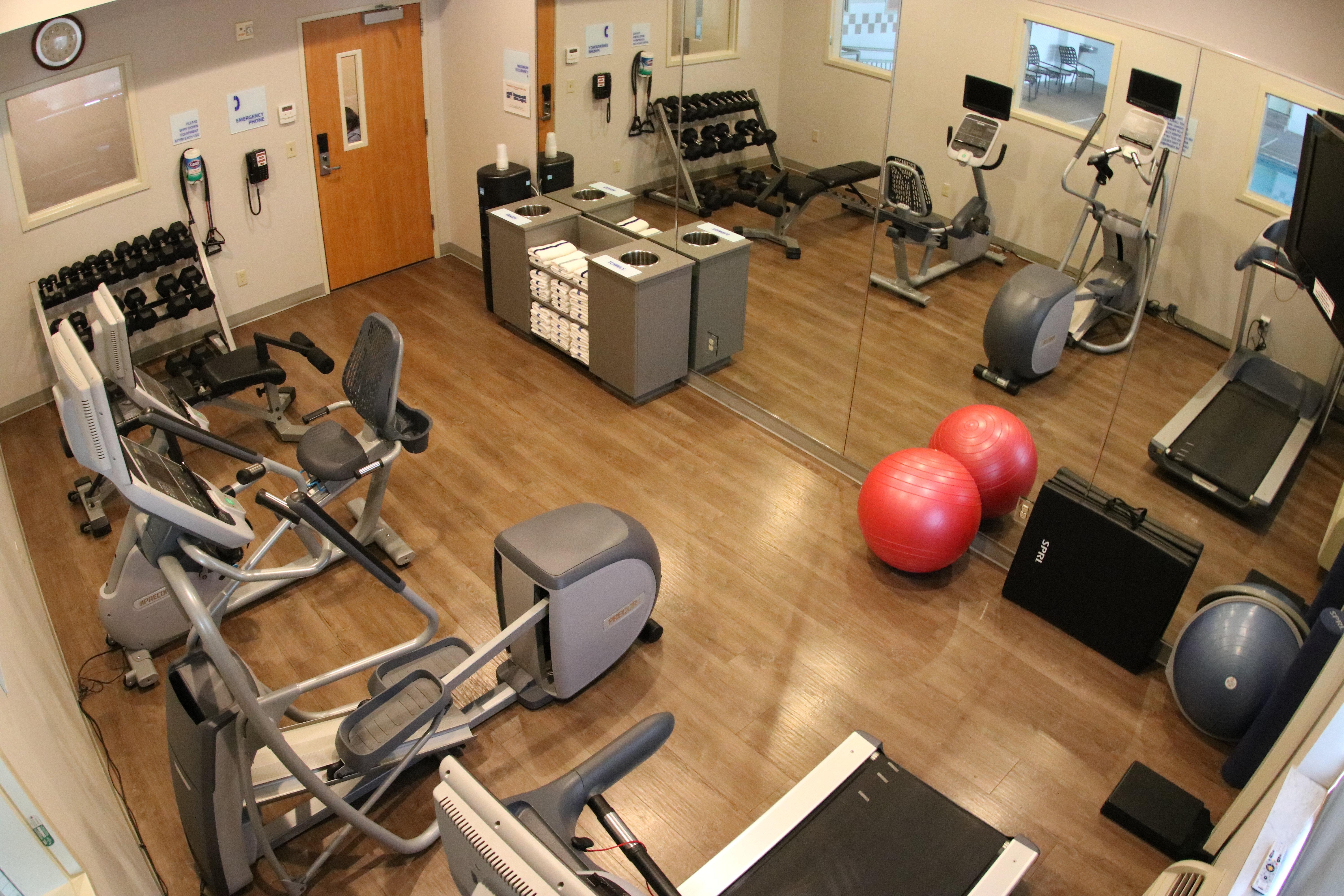 Holiday Inn Express & Suites Cheney By Ihg Ngoại thất bức ảnh