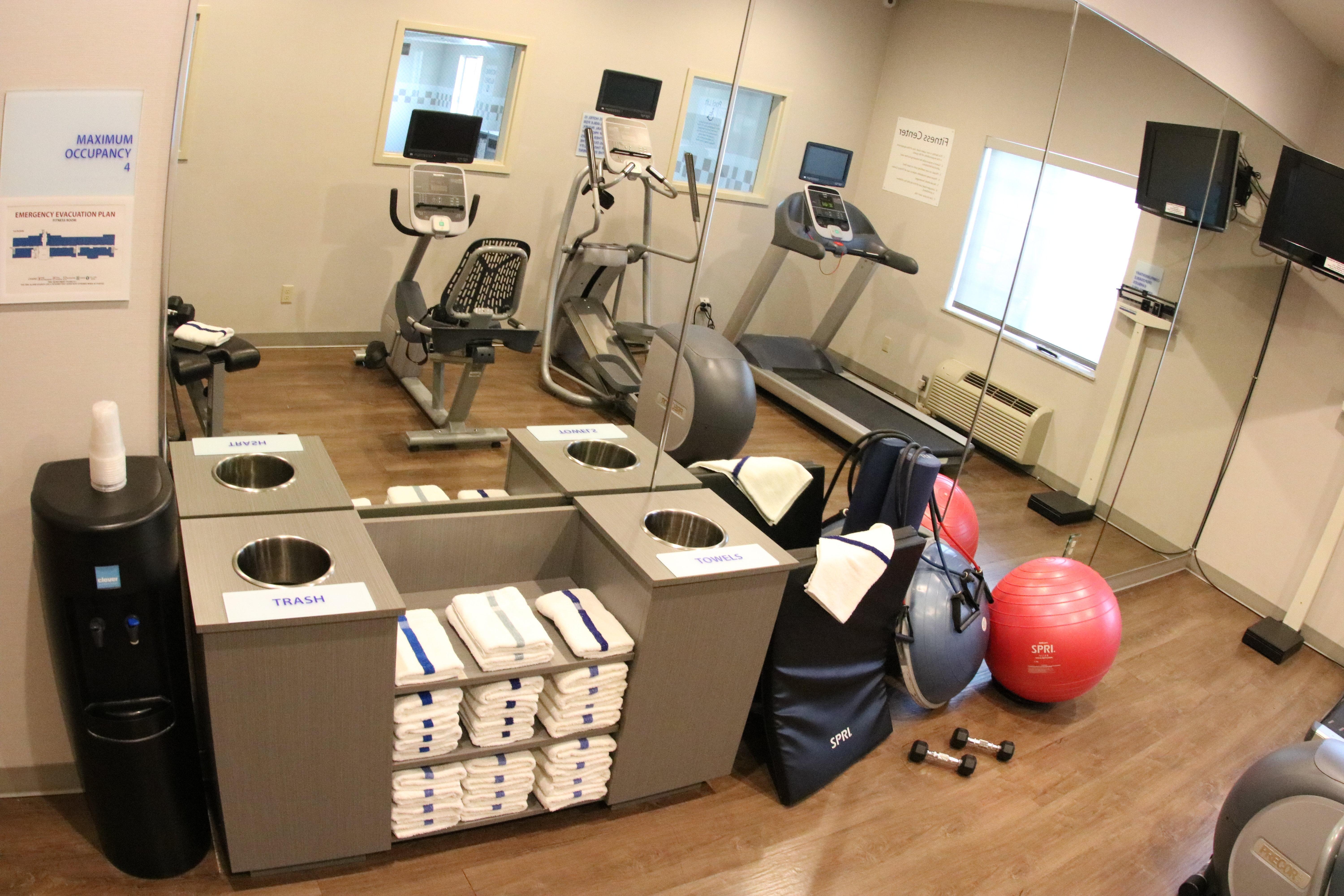 Holiday Inn Express & Suites Cheney By Ihg Ngoại thất bức ảnh