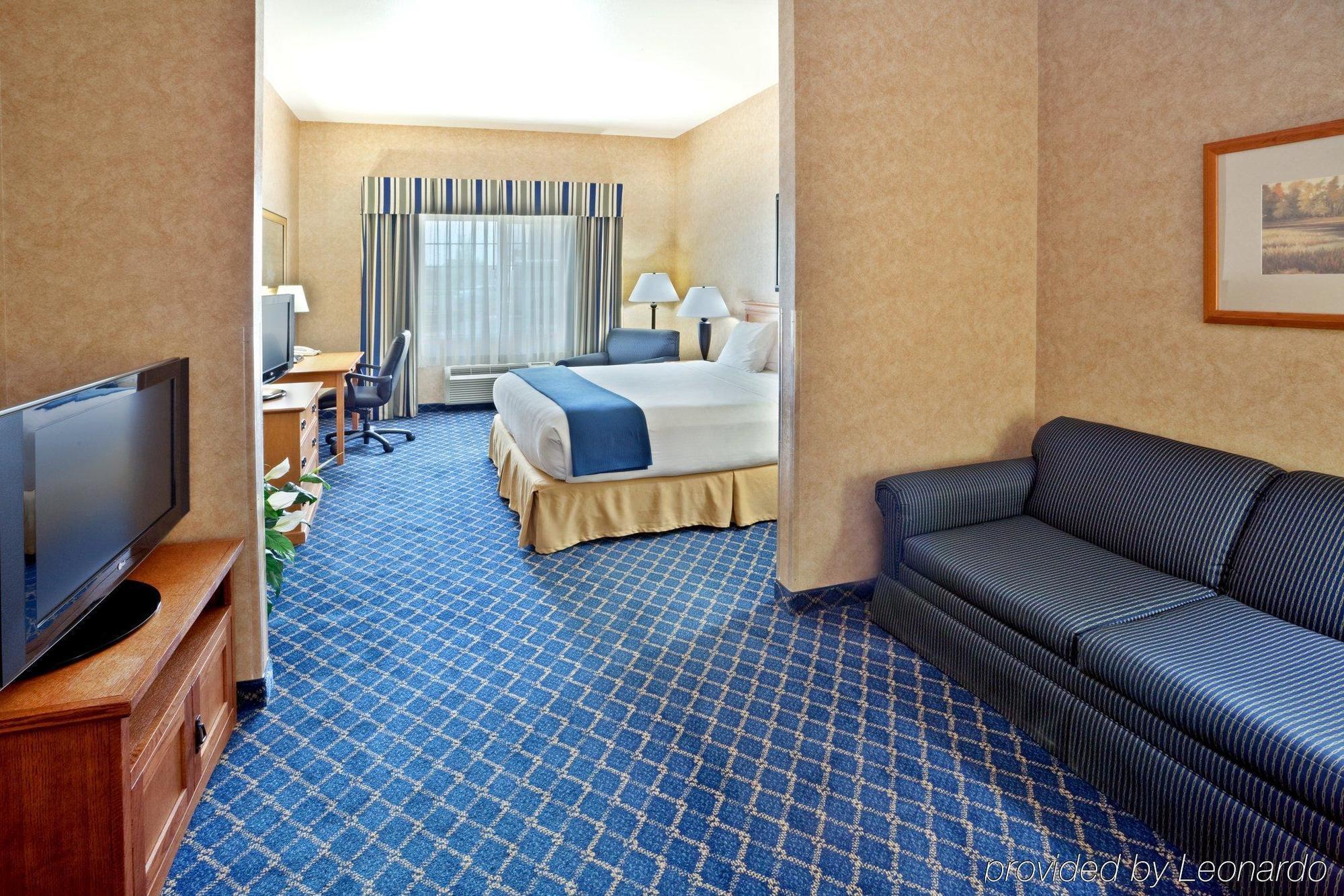 Holiday Inn Express & Suites Cheney By Ihg Phòng bức ảnh