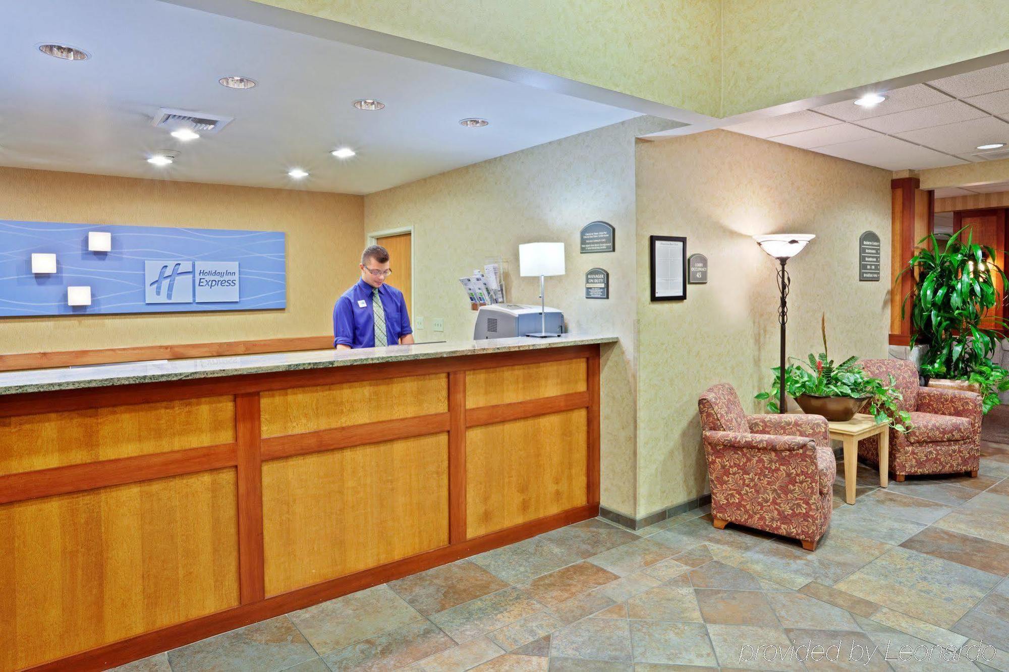 Holiday Inn Express & Suites Cheney By Ihg Ngoại thất bức ảnh