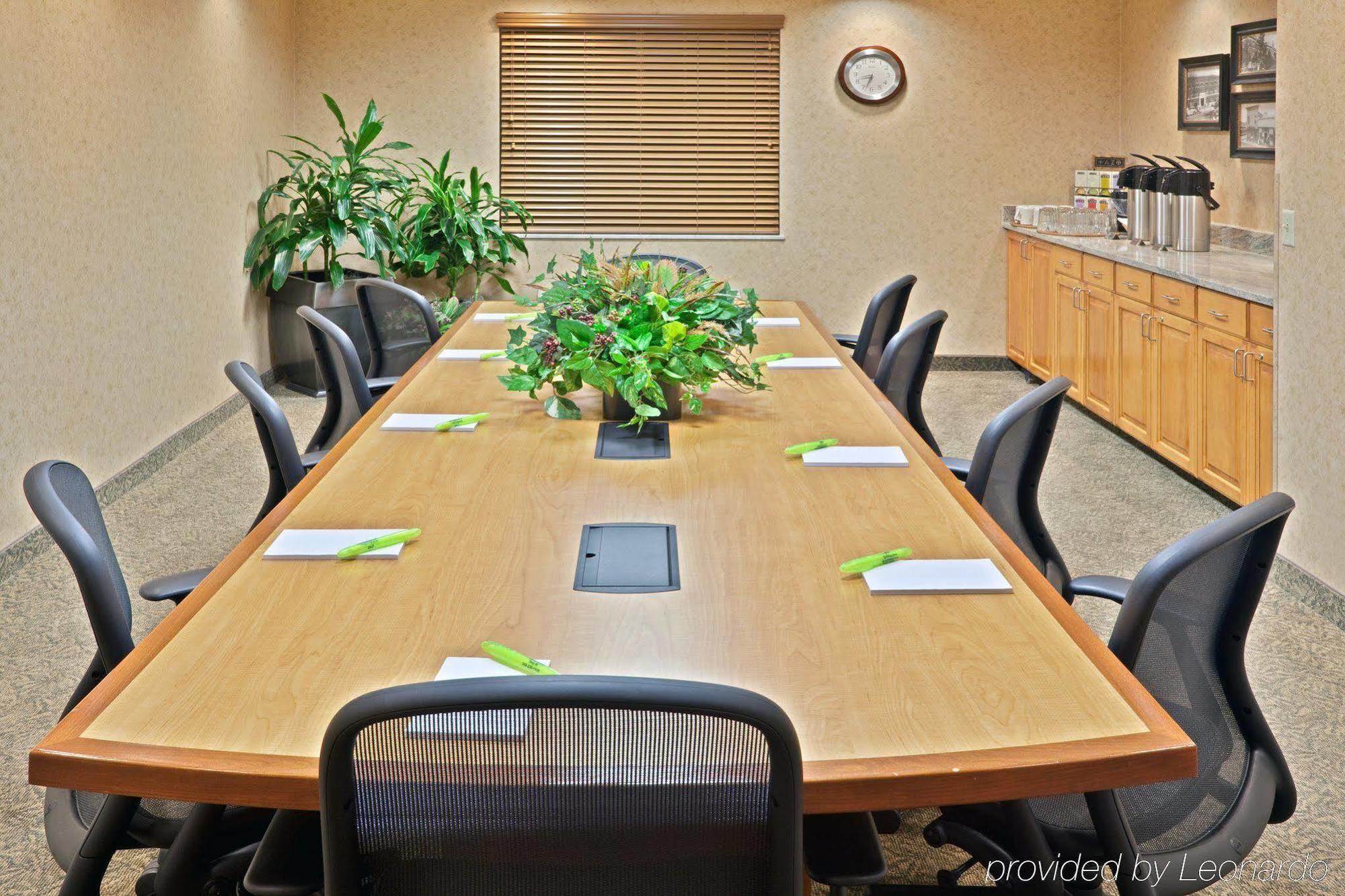 Holiday Inn Express & Suites Cheney By Ihg Ngoại thất bức ảnh