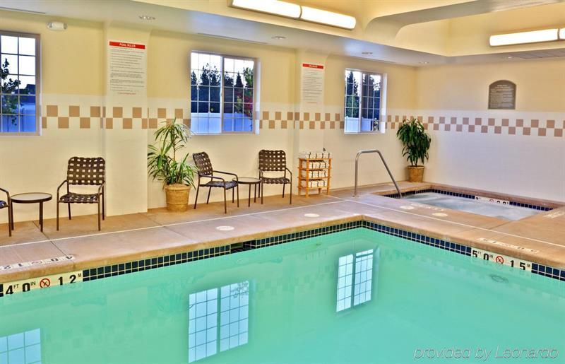 Holiday Inn Express & Suites Cheney By Ihg Ngoại thất bức ảnh
